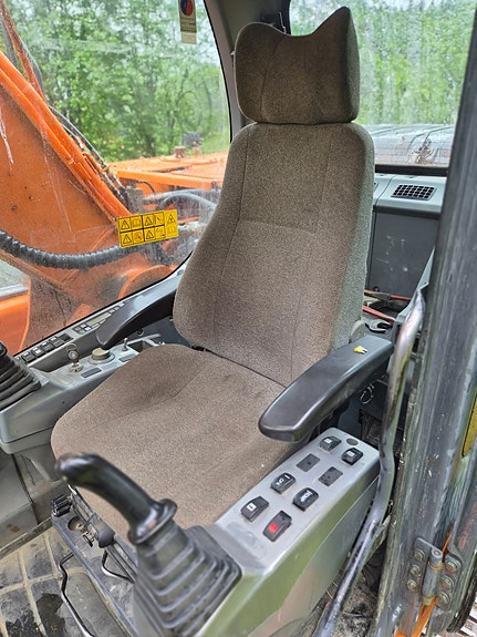 Doosan DX225LC 4 of 5