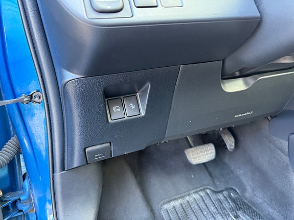 Toyota Yaris 18 of 30