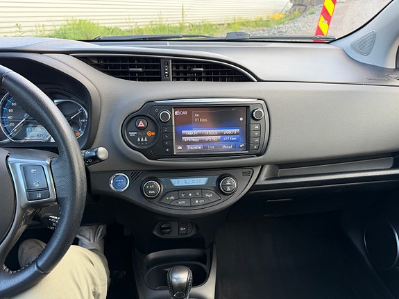Toyota Yaris 28 of 30