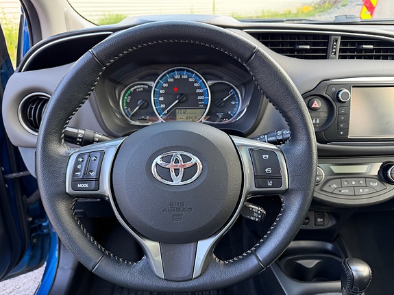 Toyota Yaris 20 of 30