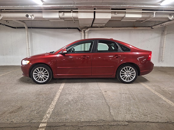 Volvo S40 4 of 5