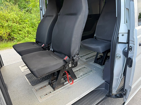 Mercedes-Benz Vito 113 10 of 27