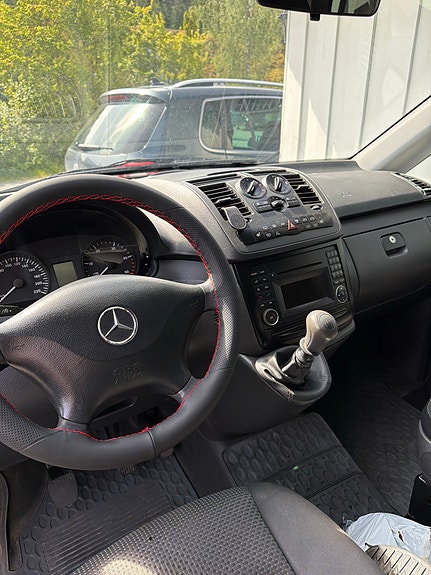 Mercedes-Benz Vito 113 25 of 27