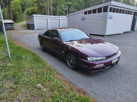 Nissan 200 SX 3 of 5