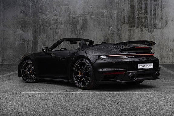 Porsche 911 7 of 30