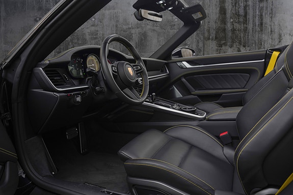 Porsche 911 27 of 30