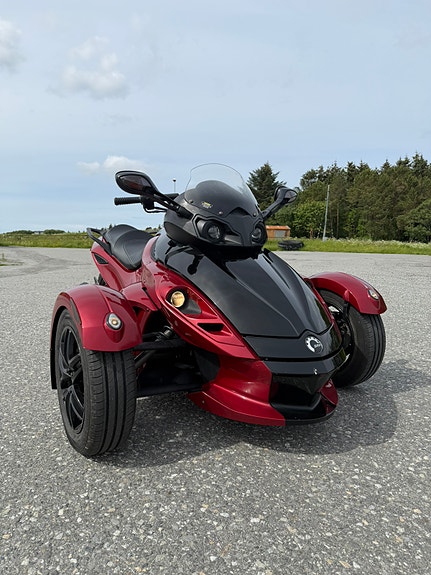 Can-Am Can-Am Spyder RSS 12 of 13
