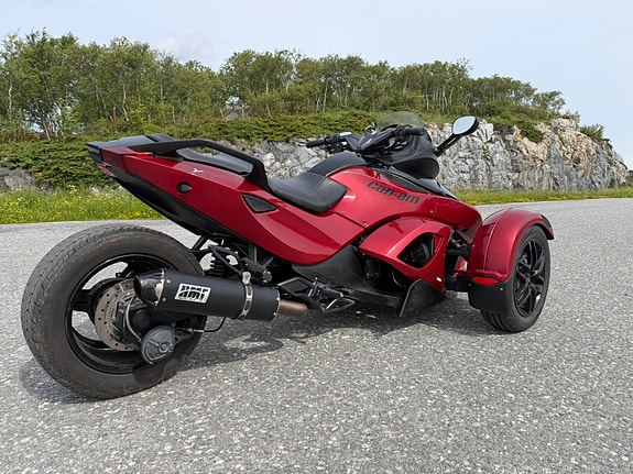 Can-Am Can-Am Spyder RSS 11 of 13