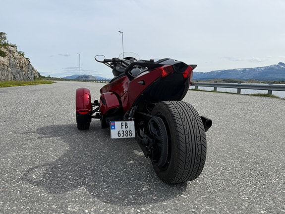 Can-Am Can-Am Spyder RSS 6 of 13