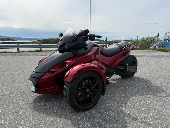 Can-Am Can-Am Spyder RSS 4 of 13