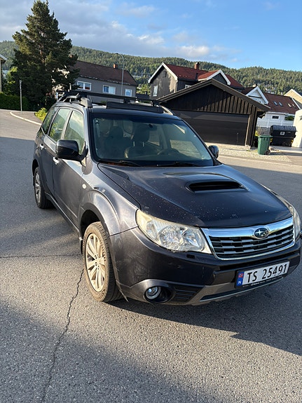 Subaru Forester 5 of 5