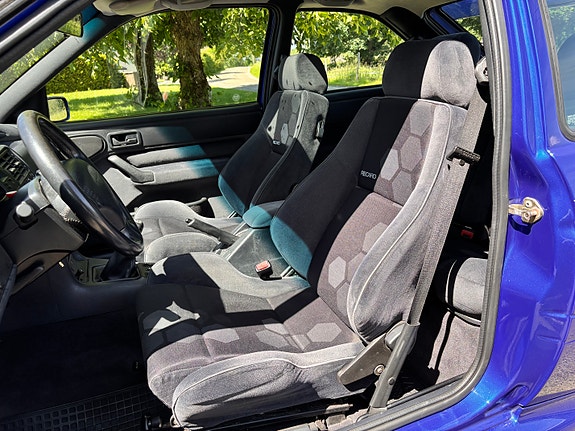 Ford Escort 11 of 26