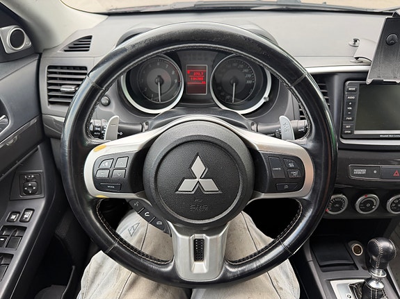 Mitsubishi Lancer 16 of 19