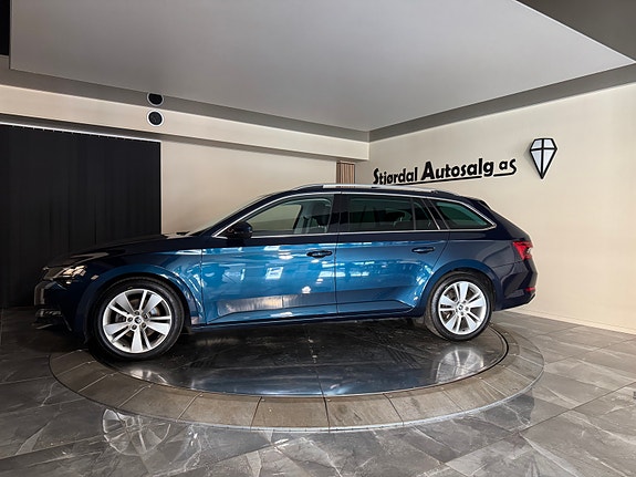 Skoda Superb 3 of 5