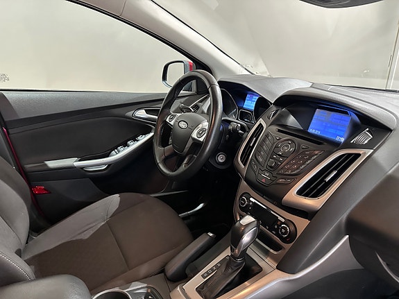 Ford Focus 12 of 22