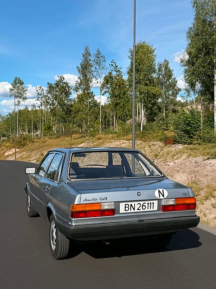 Audi 80 4 of 23