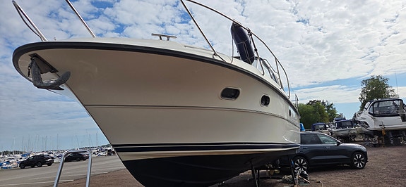 Nimbus 3400 Europa 4 of 5