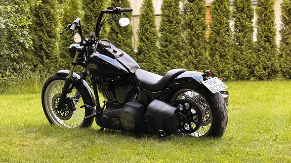 Harley-Davidson FXSTB / I Softail Night Train 4 of 5