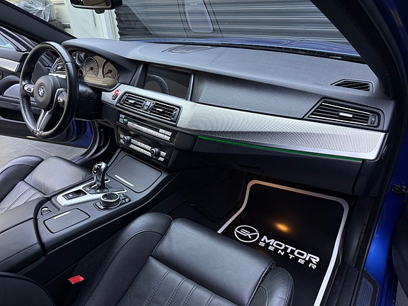 BMW M5 17 of 30
