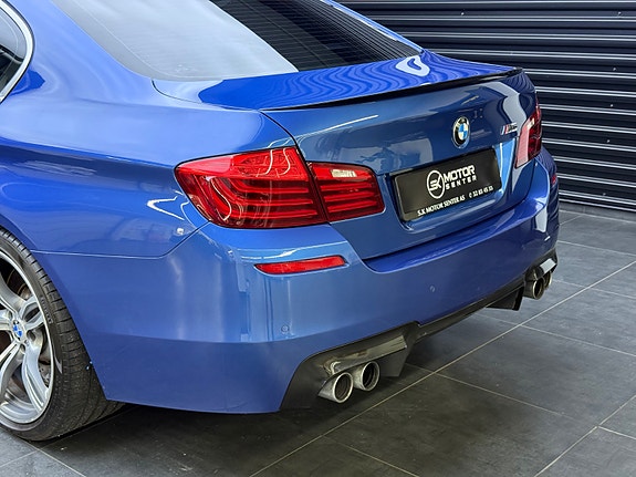 BMW M5 10 of 30