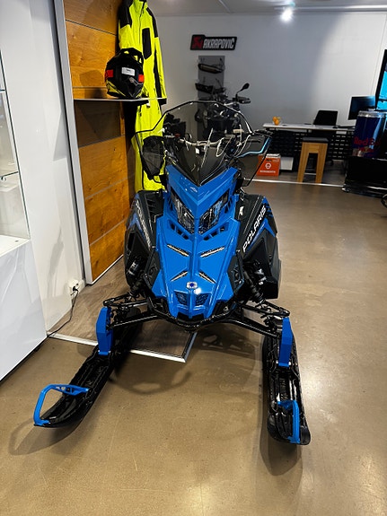 Polaris 850 Titan Nordic Pro 155 2 of 3