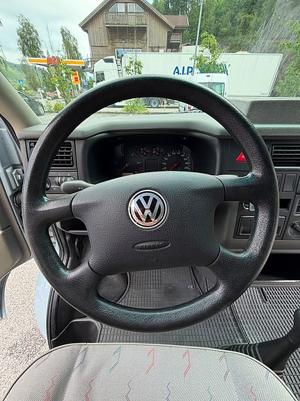 Volkswagen Transporter 8 of 30