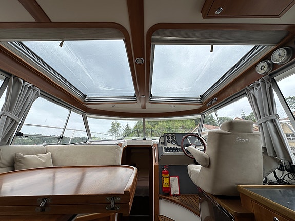 Saga 365, en eier fra ny, topp utstyrt, lagret inne hver vinter 19 of 30