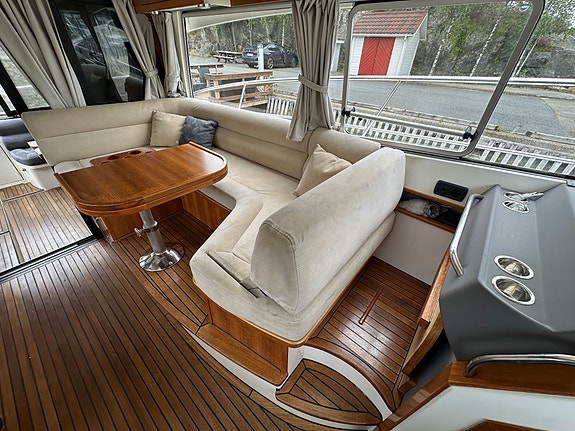 Saga 365, en eier fra ny, topp utstyrt, lagret inne hver vinter 27 of 30