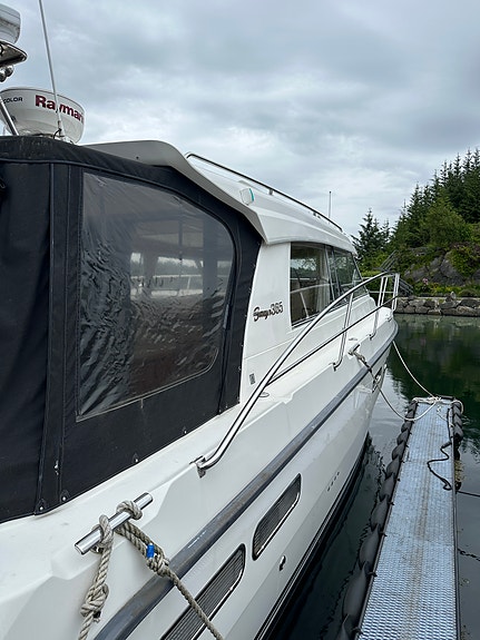 Saga 365, en eier fra ny, topp utstyrt, lagret inne hver vinter 5 of 5