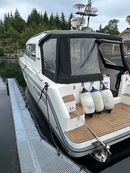 Saga 365, en eier fra ny, topp utstyrt, lagret inne hver vinter 4 of 5