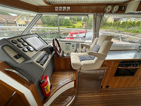 Saga 365, en eier fra ny, topp utstyrt, lagret inne hver vinter 25 of 30