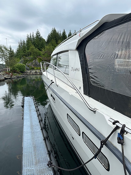 Saga 365, en eier fra ny, topp utstyrt, lagret inne hver vinter 6 of 30