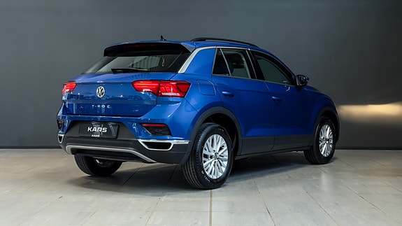 Volkswagen T-Roc 5 of 5