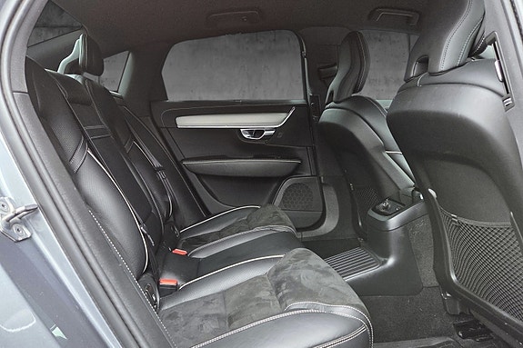 Volvo S90 13 of 16