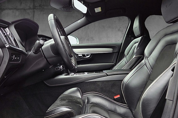 Volvo S90 10 of 16