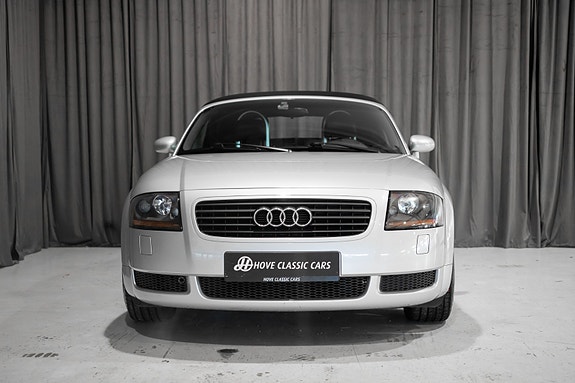 Audi TT 12 of 30