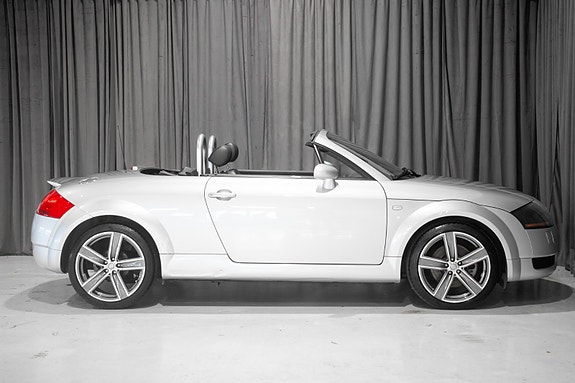 Audi TT 4 of 30