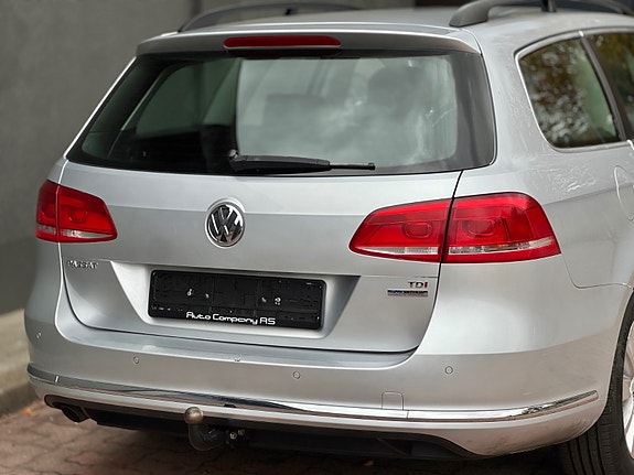 Volkswagen Passat 11 of 29