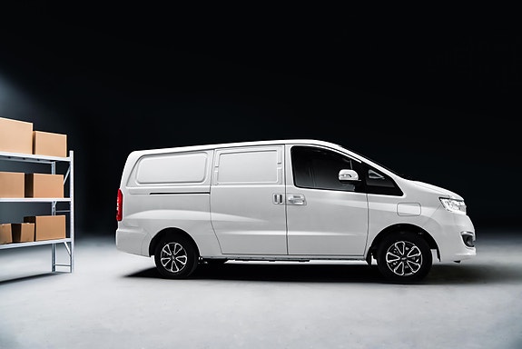 JAC M3EV 4 of 9