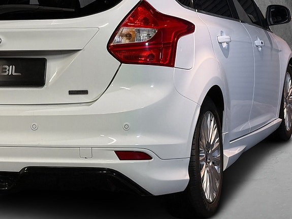 Ford Focus 10 of 25