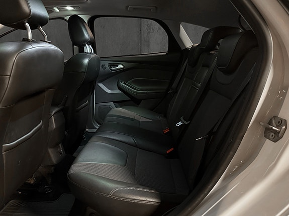 Ford Focus 20 of 25