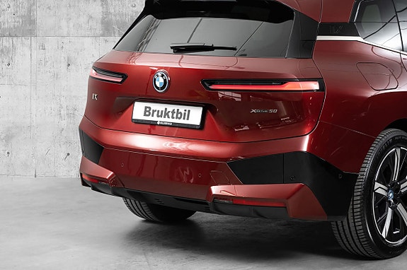 BMW iX 6 of 28