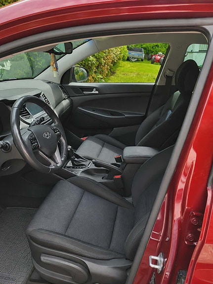 Hyundai Tucson 15 of 17