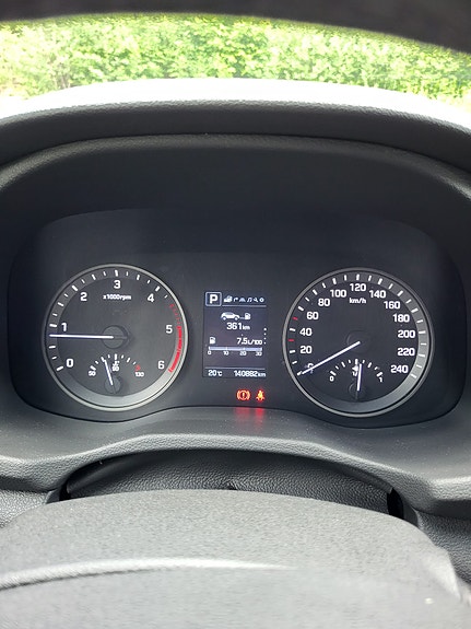 Hyundai Tucson 2 of 17
