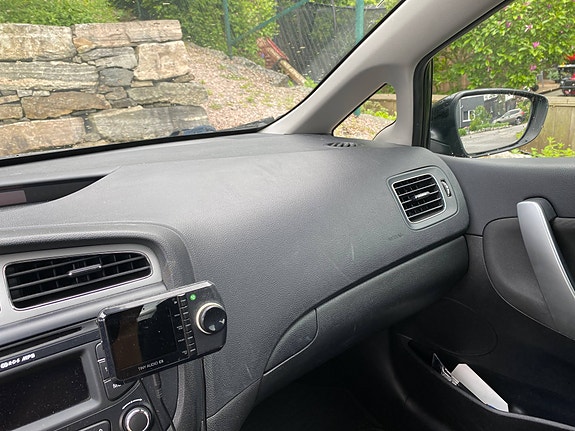 Kia Ceed 2 of 5