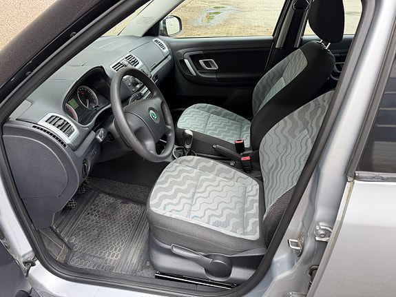 Skoda Fabia 26 of 30