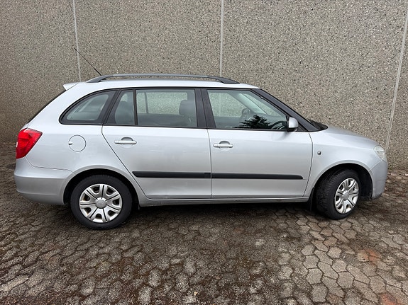 Skoda Fabia 6 of 30