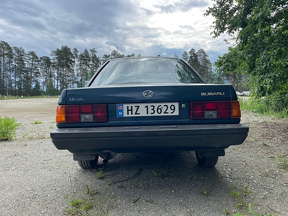 Subaru L-serie 6 of 15