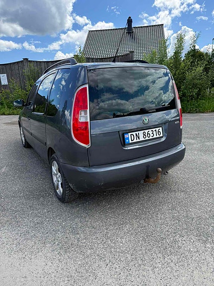 Skoda Roomster 5 of 5