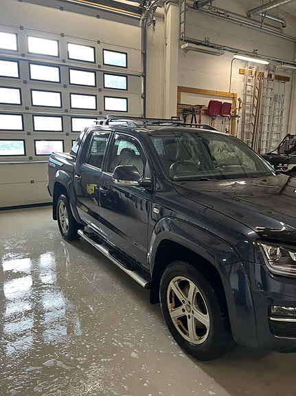 Volkswagen Amarok 3 of 5